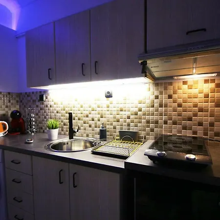 Yannis - Stylish With High-speed Wi-fi شقة سالونيك